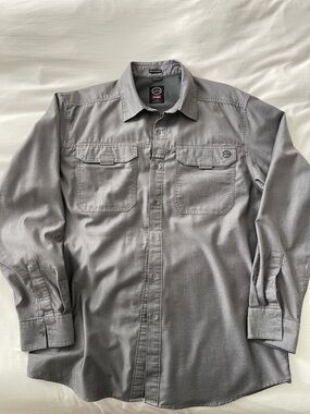 Wrangler ATG All Terrain Gear Gray Outdoor Utility Long-Sleeve Button Shirt